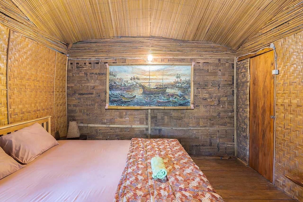 Onong'S Homestay & Cafe Tomohon Eksteriør bilde